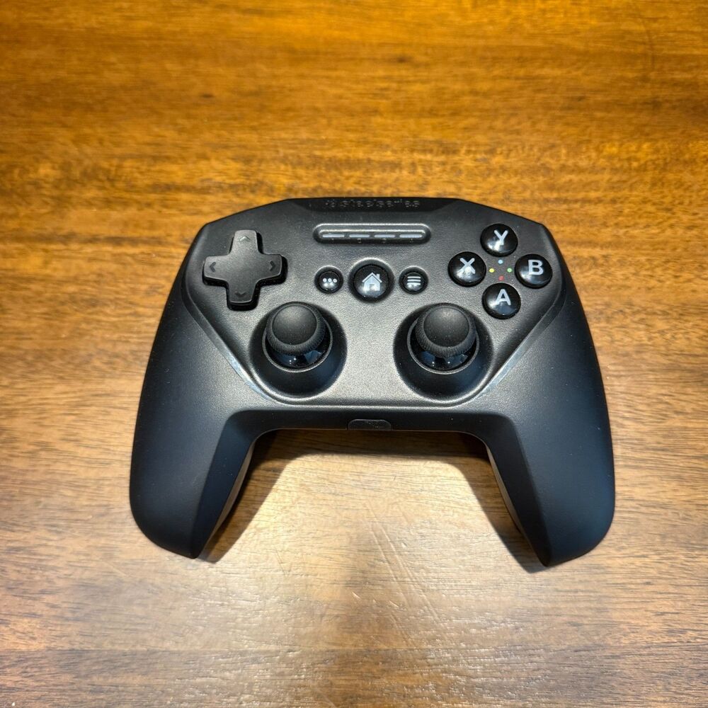 SteelSeries Nimbus+ Wireless Gaming Controller Black Apple Arcade iOS GC-00007